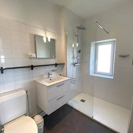 Maison Bretonne A 200m De La A Proximite De L'ile Renote A - Ref 76 Villa Trégastel