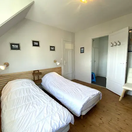 Maison Bretonne A 200m De La A Proximite De L'ile Renote A - Ref 76 *